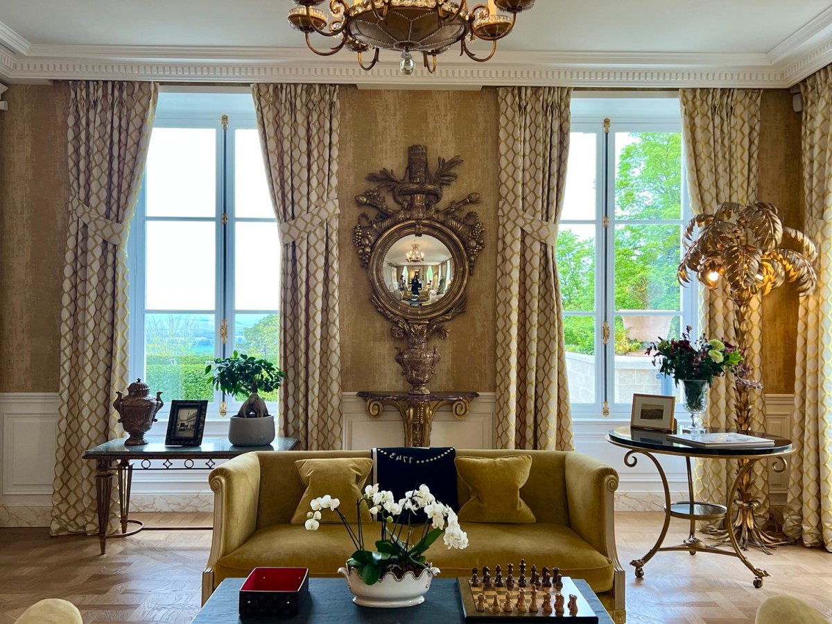 A chef’s table at a private Champagne&nbsp;château